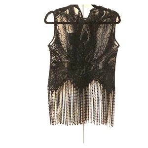 Zara sleeveless top with fringed bottom